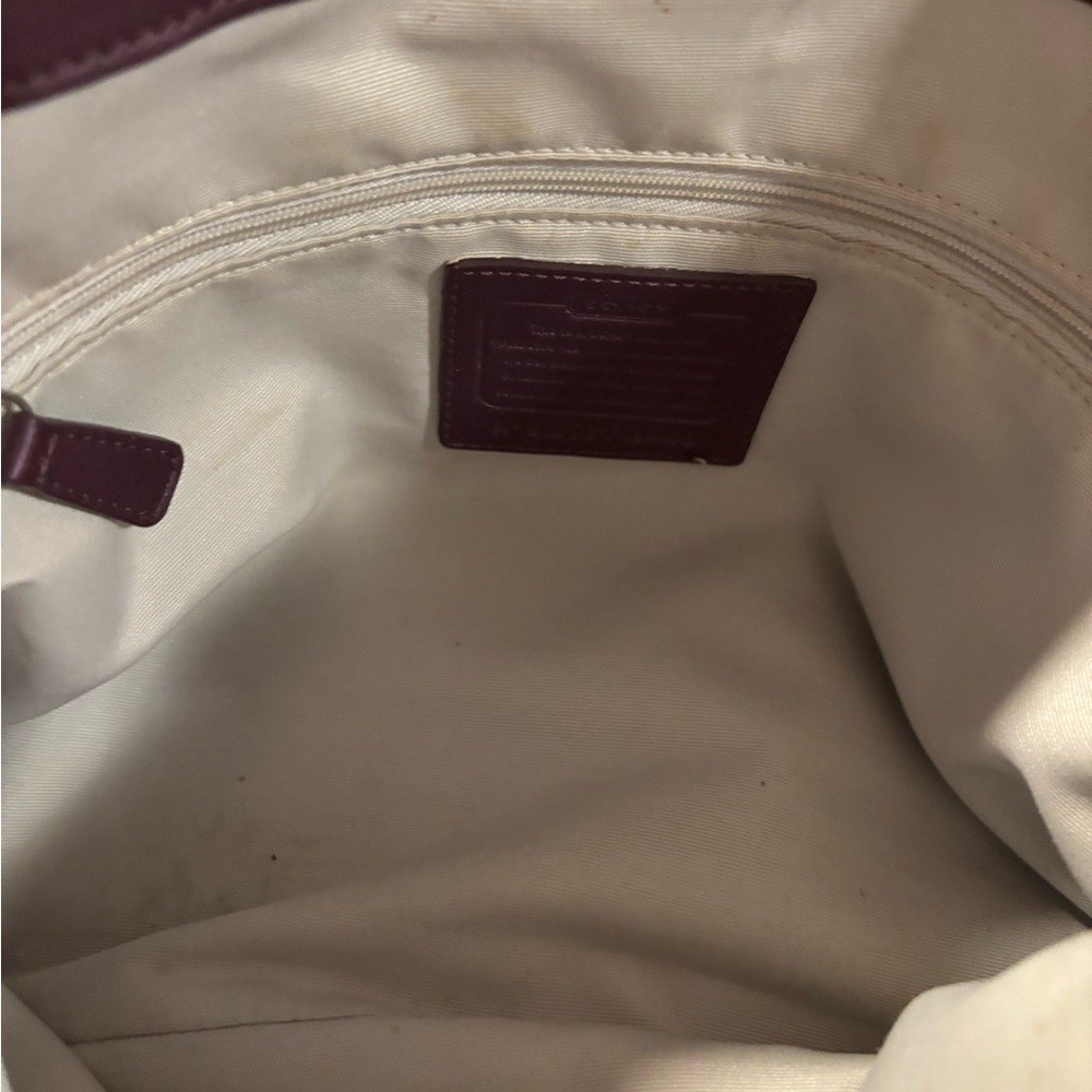 Coach G1276-F19448 SoHo Signature Embossed Leather Buckle Carryall in Plum VGUC - Picture 14 of 16